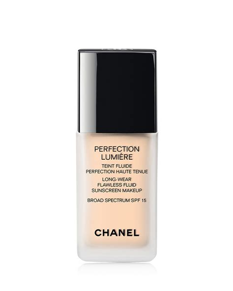 CHANEL Perfection Lumiere Long